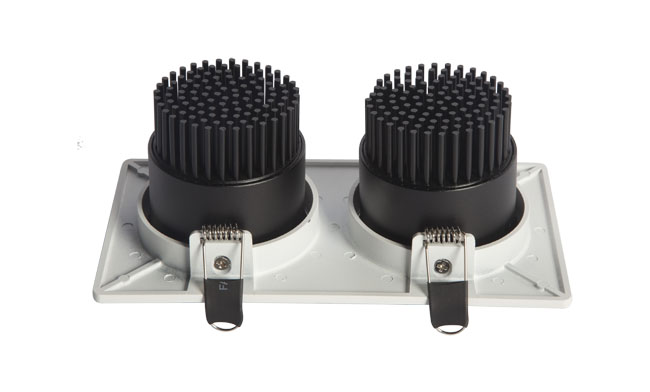 雙頭格柵射燈底部 雙頭格柵射燈底部