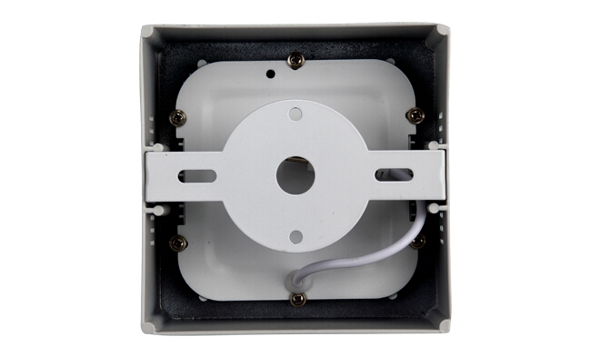 華輝照明成立于1987年,是一家專(zhuān)業(yè)生產(chǎn)面板燈,led面板燈,面板燈廠(chǎng)家,直發(fā)光面板燈,側(cè)發(fā)光面板燈的大型企業(yè)。 華輝照明成立于1987年,是一家專(zhuān)業(yè)生產(chǎn)面板燈,led面板燈,面板燈廠(chǎng)家,直發(fā)光面板燈,側(cè)發(fā)光面板燈的大型企業(yè)。