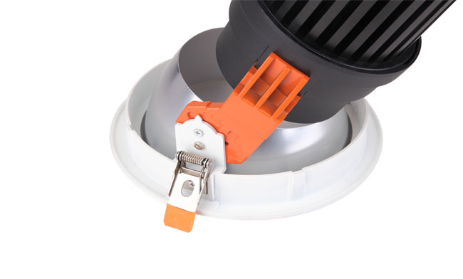 廣東筒燈,led筒燈,筒燈廠家,COB筒燈知名品牌華輝照明,公司產(chǎn)品通過3C、CE、UL、VDE等國內(nèi)外權(quán)威認(rèn)證。 廣東筒燈,led筒燈,筒燈廠家,COB筒燈知名品牌華輝照明,公司產(chǎn)品通過3C、CE、UL、VDE等國內(nèi)外權(quán)威認(rèn)證。