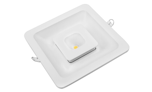 華輝照明專業(yè)生產(chǎn)LED筒燈,COB筒燈,全國行業(yè)領(lǐng)先,服務(wù)過全國各類工程達(dá)2000家。 華輝照明專業(yè)生產(chǎn)LED筒燈,COB筒燈,全國行業(yè)領(lǐng)先,服務(wù)過全國各類工程達(dá)2000家。