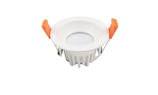 華輝照明LED筒燈驅動為恒流隔離外置驅動,便于安裝維護,與光源板實現完美匹配。 華輝照明LED筒燈驅動為恒流隔離外置驅動,便于安裝維護,與光源板實現完美匹配。