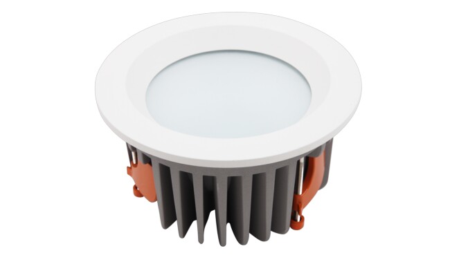 華輝照明LED筒燈驅(qū)動(dòng)為恒流隔離外置驅(qū)動(dòng)，便于安裝維護(hù)，與光源板實(shí)現(xiàn)完美匹配。