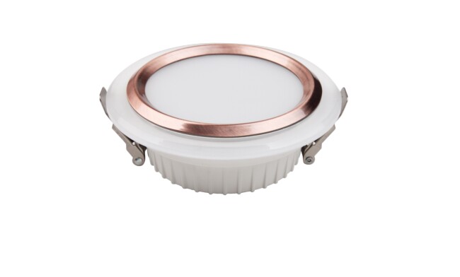 華輝照明LED筒燈驅動為恒流隔離外置驅動,便于安裝維護,與光源板實現完美匹配。 華輝照明LED筒燈驅動為恒流隔離外置驅動,便于安裝維護,與光源板實現完美匹配。