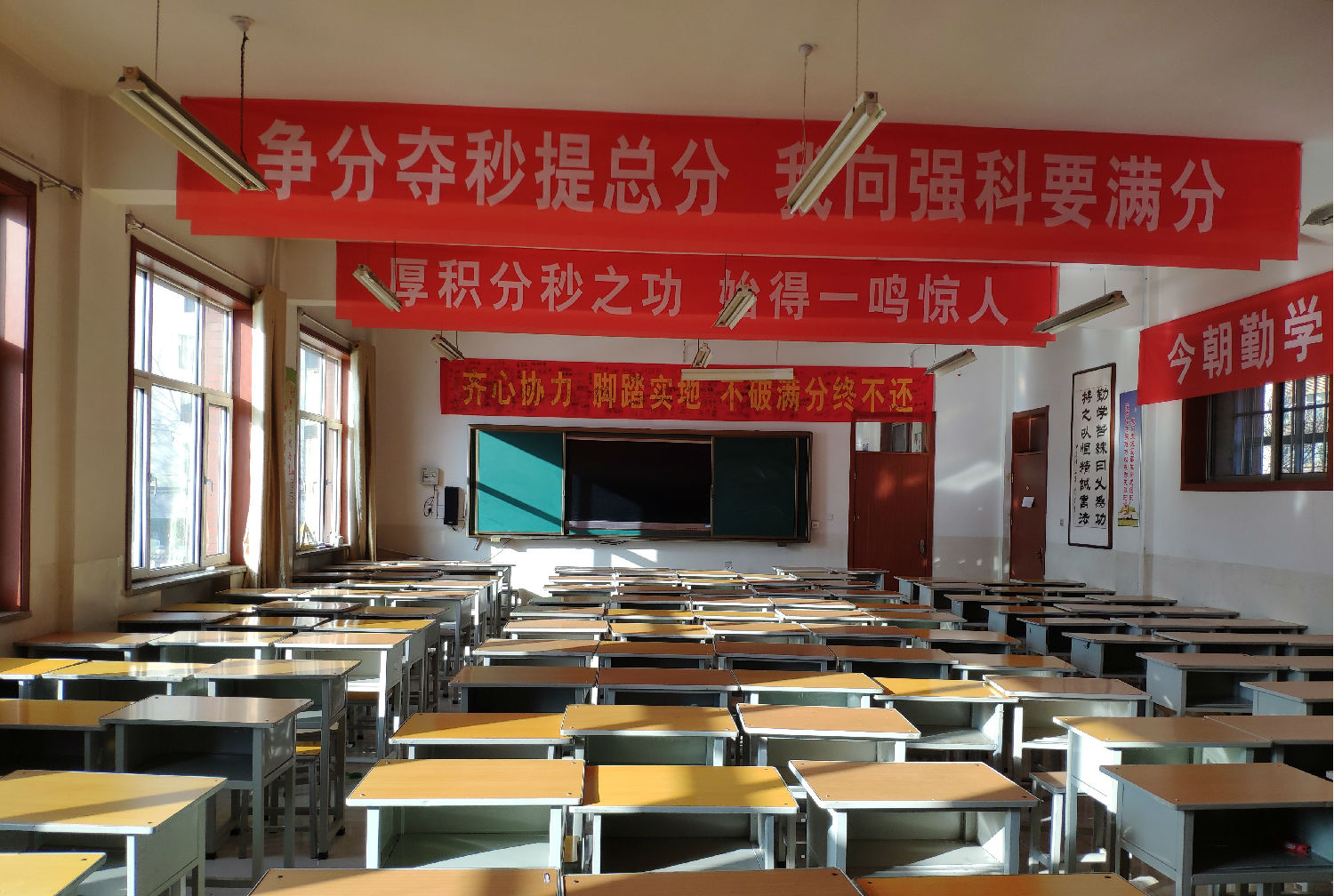 2_WPS圖片.jpg 2_WPS圖片.jpg