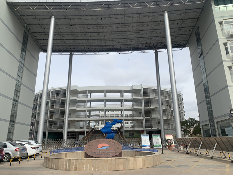 1 江蘇省啟東實驗小學.jpg 1 江蘇省啟東實驗小學.jpg