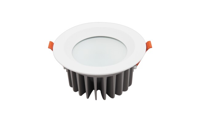 LED 4寸15W防水筒燈 開孔¢110mm 黃光/白光/中性光 LED 4寸15W防水筒燈 開孔¢110mm 黃光/白光/中性光